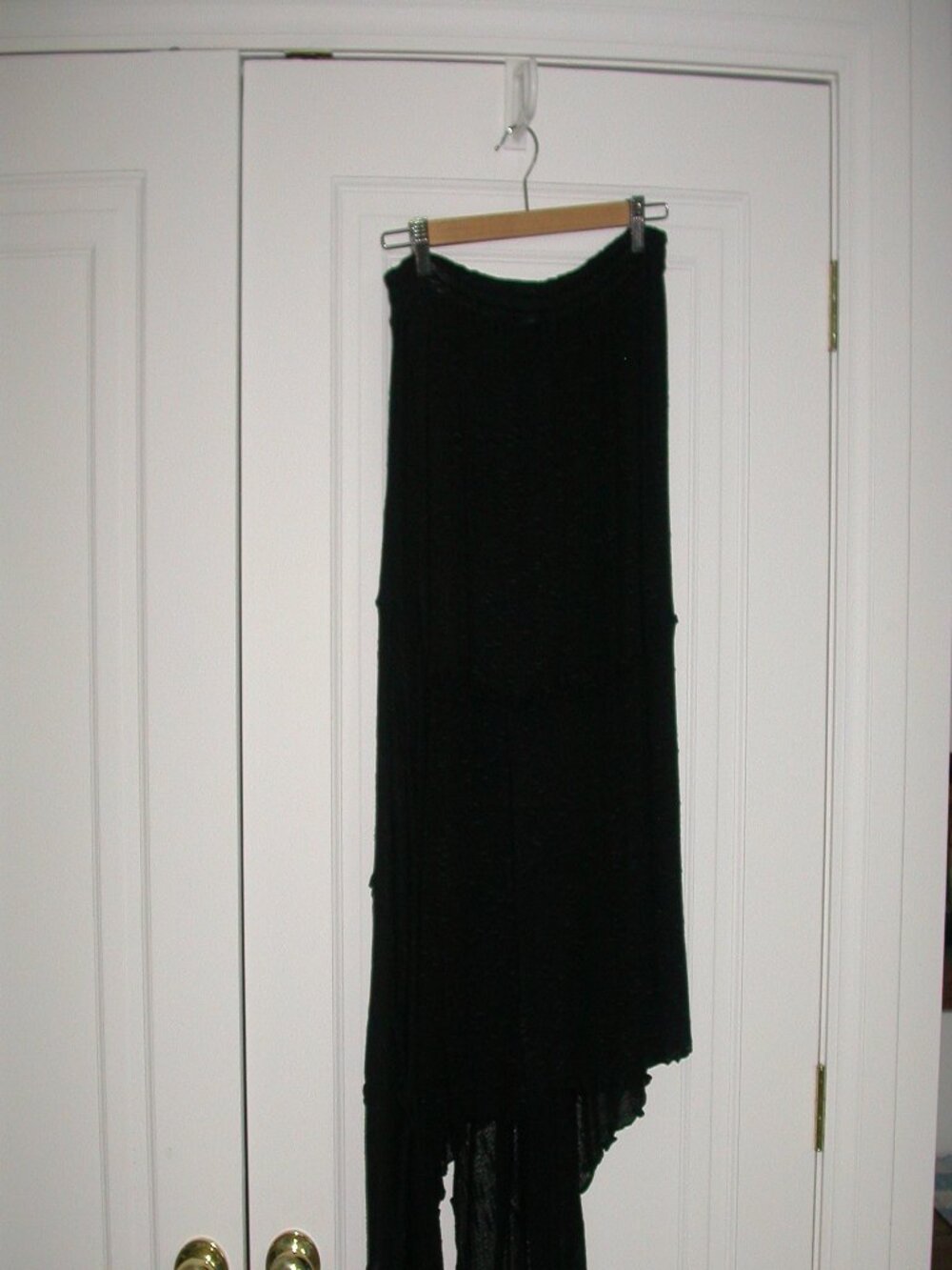 Black Ragged Hem Knit Skirt
